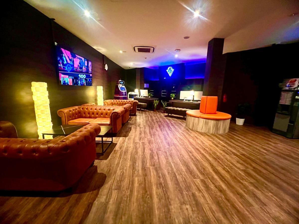 Arena Esports Hotel @ Bugis Village 新加坡 外观 照片