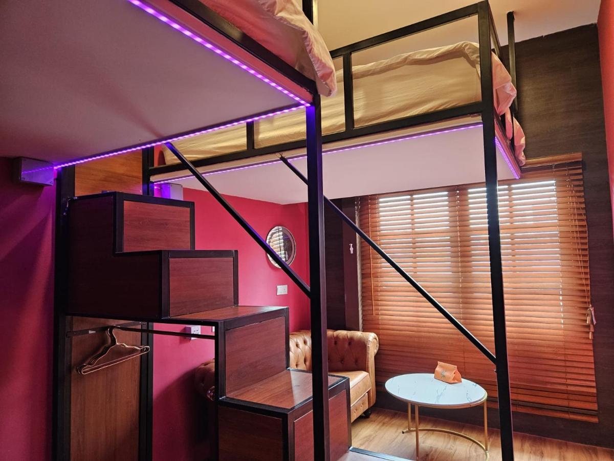 Arena Esports Hotel @ Bugis Village 新加坡 外观 照片